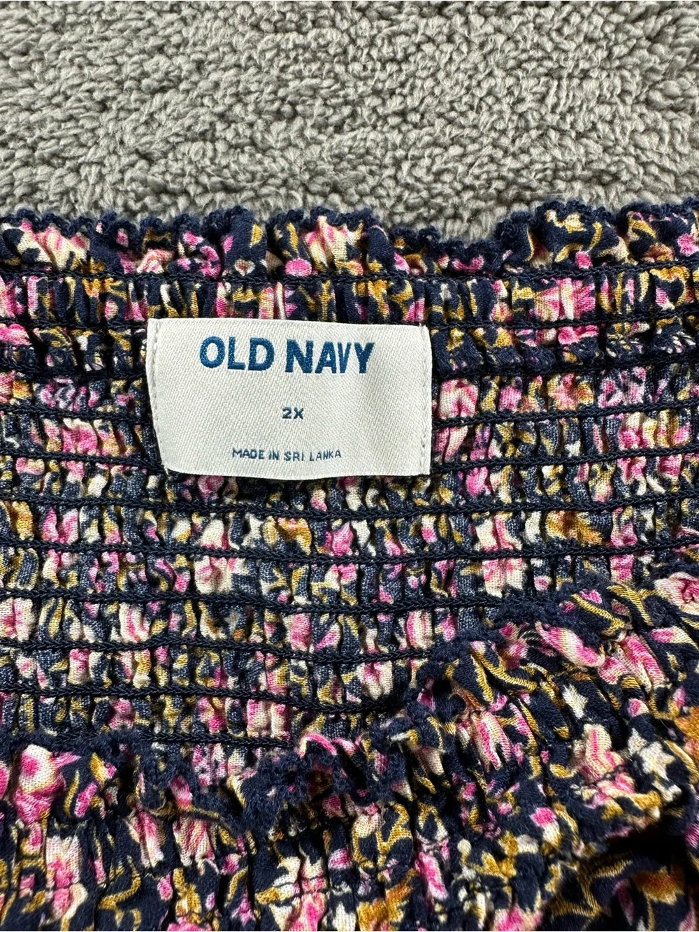 Old Navy Peasant Top Puff Sleeve Navy Floral Print